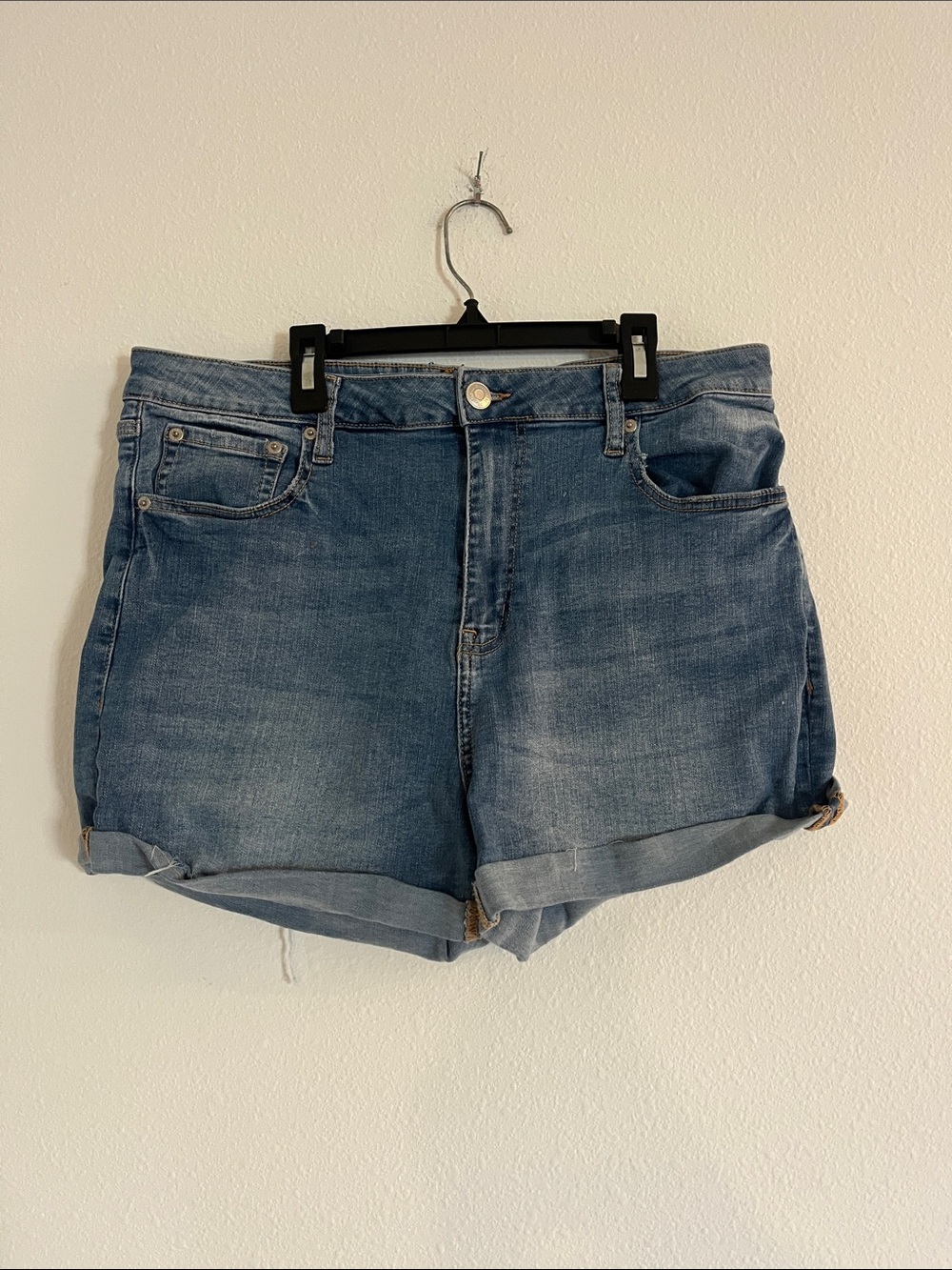 Aeropostale High Rise Curvy Midi Jean Shorts